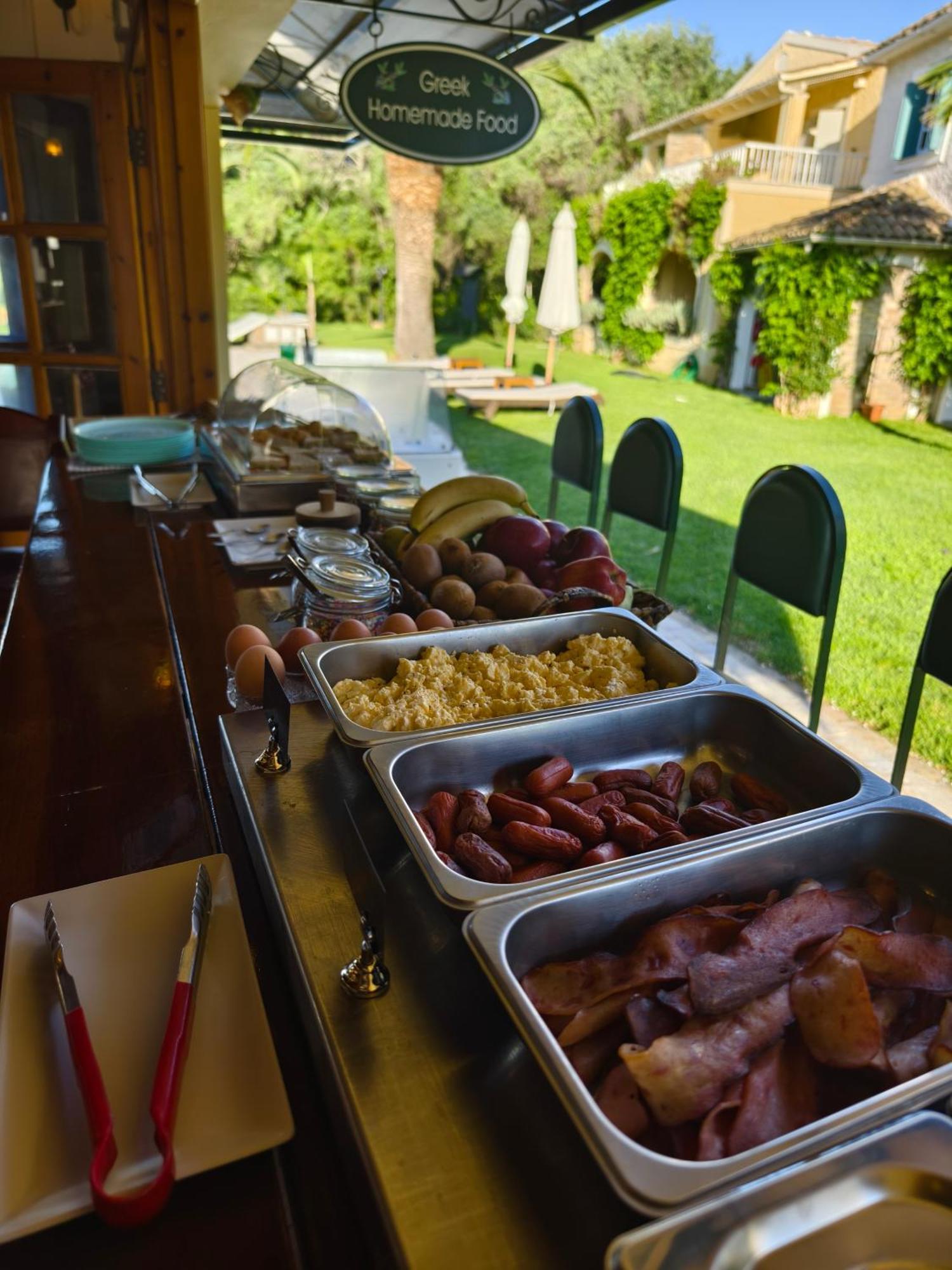 Valentino Corfu Aparthotel Ipsos Bagian luar foto