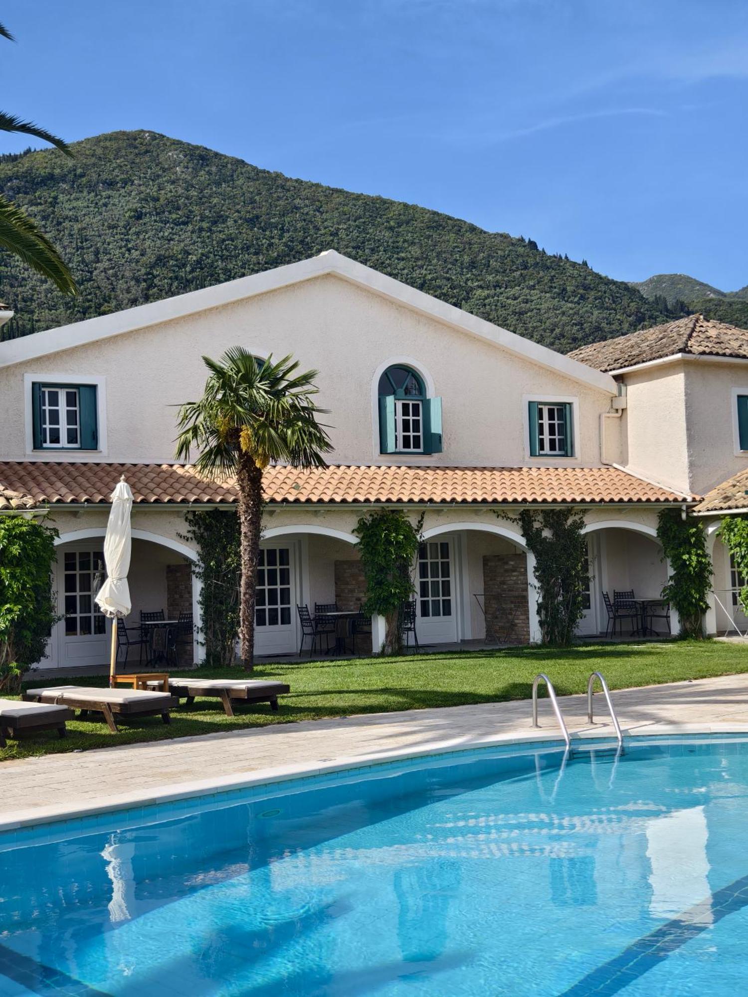Valentino Corfu Aparthotel Ipsos Bagian luar foto