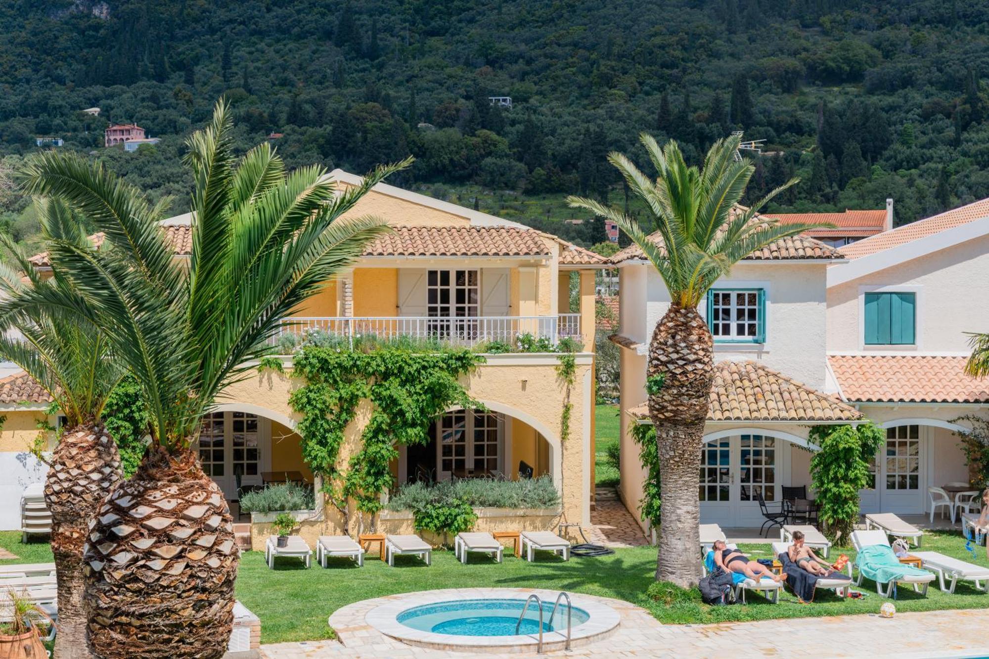 Valentino Corfu Aparthotel Ipsos Bagian luar foto